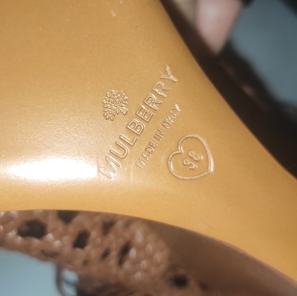 Mulberry Women's Woven Leather Wedge 38 - Picture 14 of 14